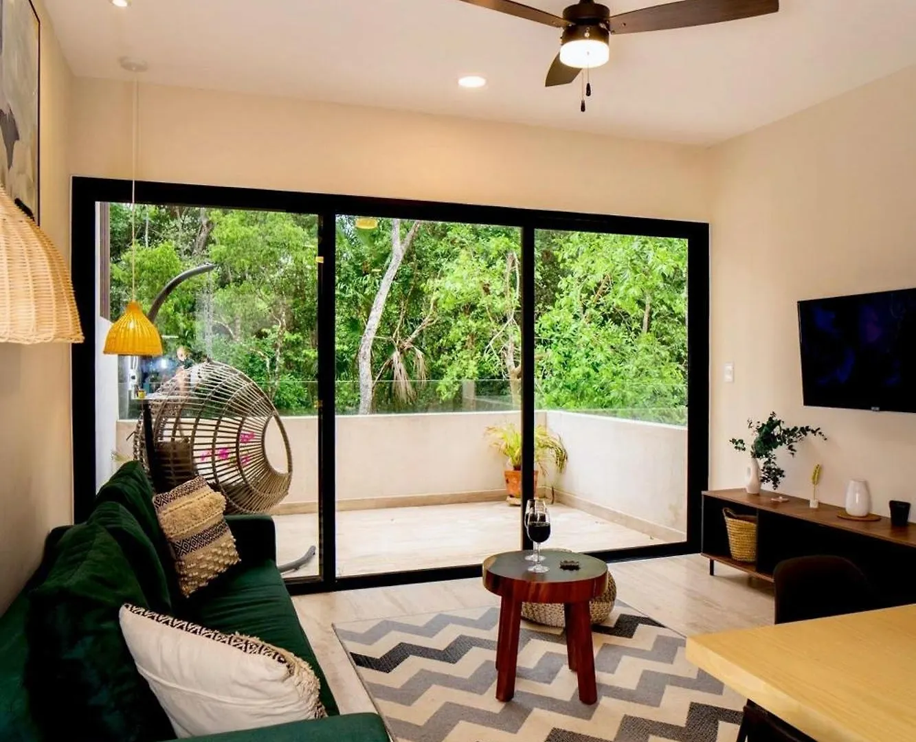 툴룸 1 Rec. | Vista A La Jungla + Piscina Infinita + Amenidades Lx 아파트